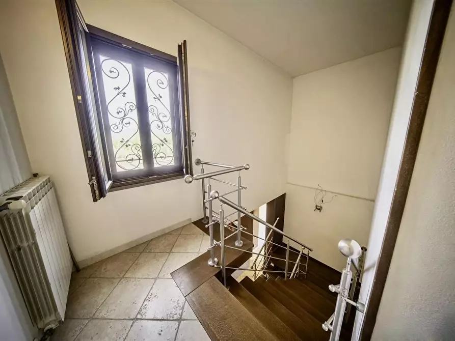 Immagine 17 di Casa bifamiliare in vendita  a Cascina