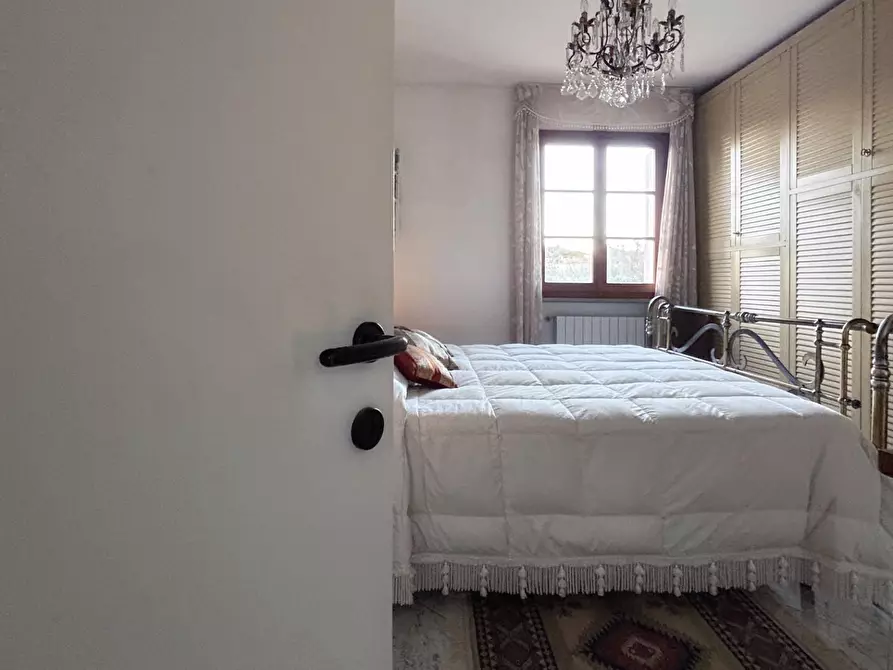 Immagine 11 di Villetta a schiera in vendita  a Livorno