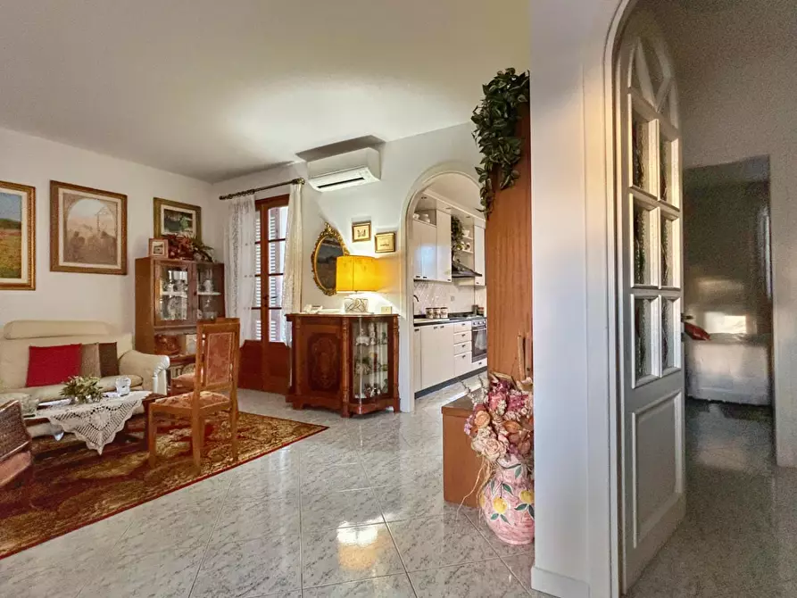 Immagine 7 di Villetta a schiera in vendita  a Livorno