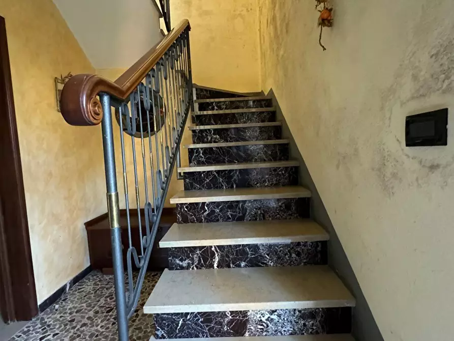 Immagine 15 di Casa bifamiliare in vendita  a Lucca