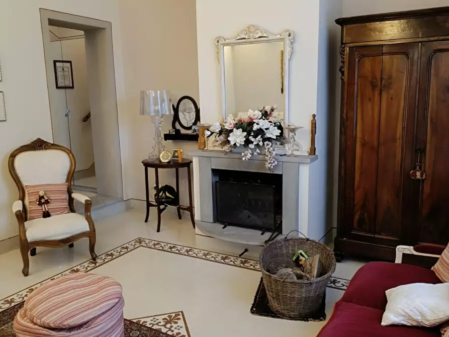 Immagine 7 di Casa indipendente in vendita  a Pisa