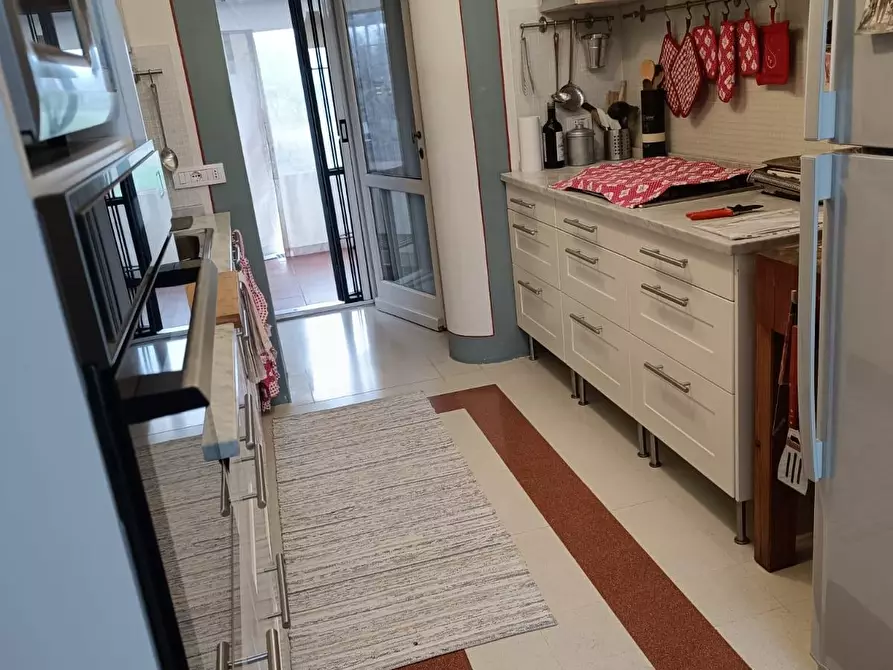 Immagine 12 di Casa indipendente in vendita  a Pisa