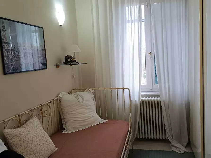 Immagine 19 di Casa indipendente in vendita  a Pisa