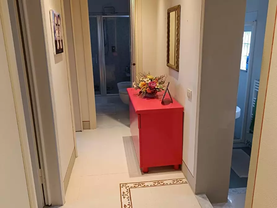 Immagine 16 di Casa indipendente in vendita  a Pisa