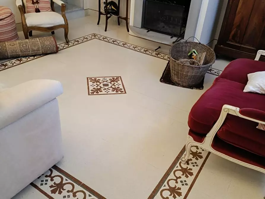 Immagine 2 di Casa indipendente in vendita  a Pisa