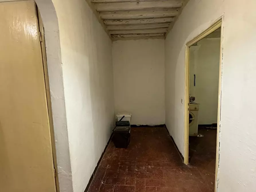 Immagine 20 di Porzione di casa in vendita  a Capannori