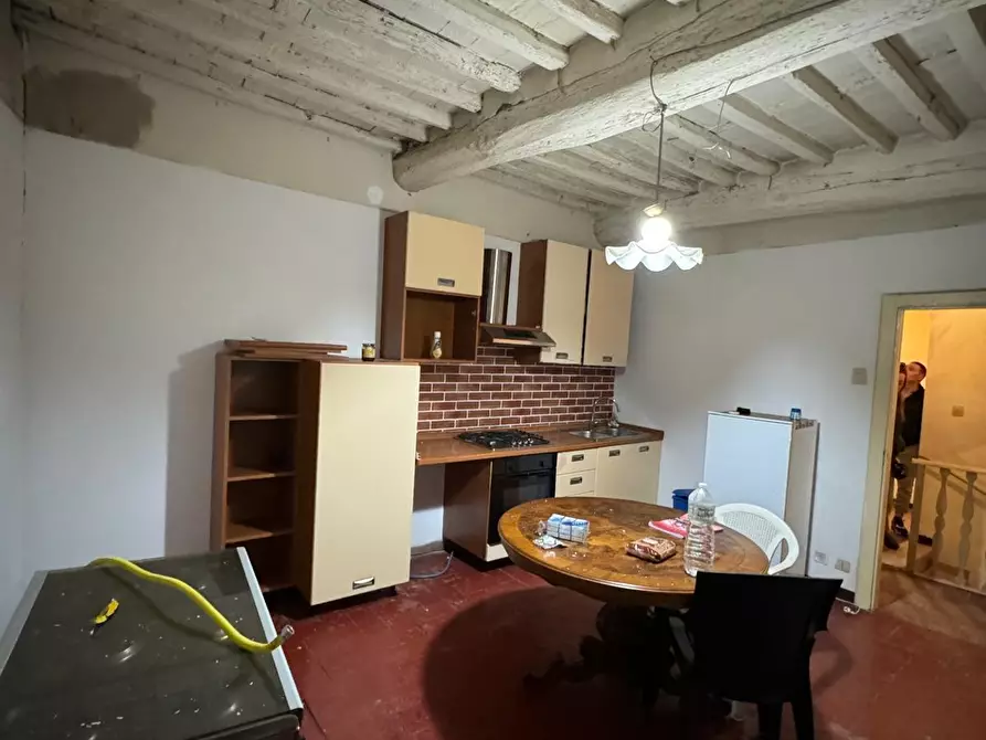 Immagine 34 di Porzione di casa in vendita  a Capannori