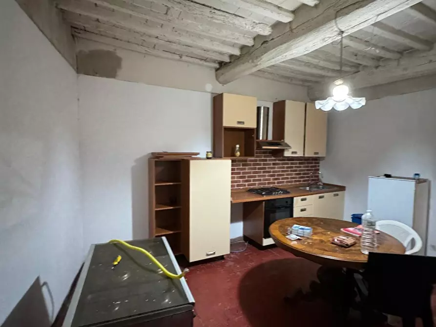 Immagine 35 di Porzione di casa in vendita  a Capannori