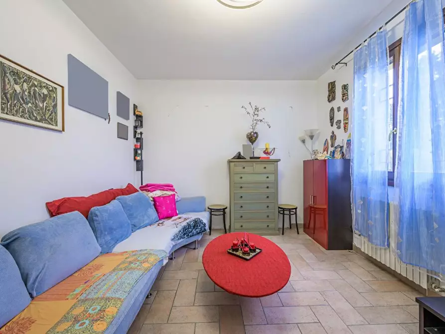 Immagine 11 di Porzione di casa in vendita  a Novellara