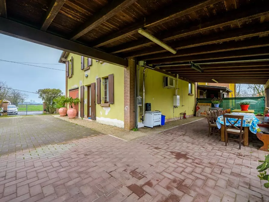 Immagine 62 di Porzione di casa in vendita  a Novellara