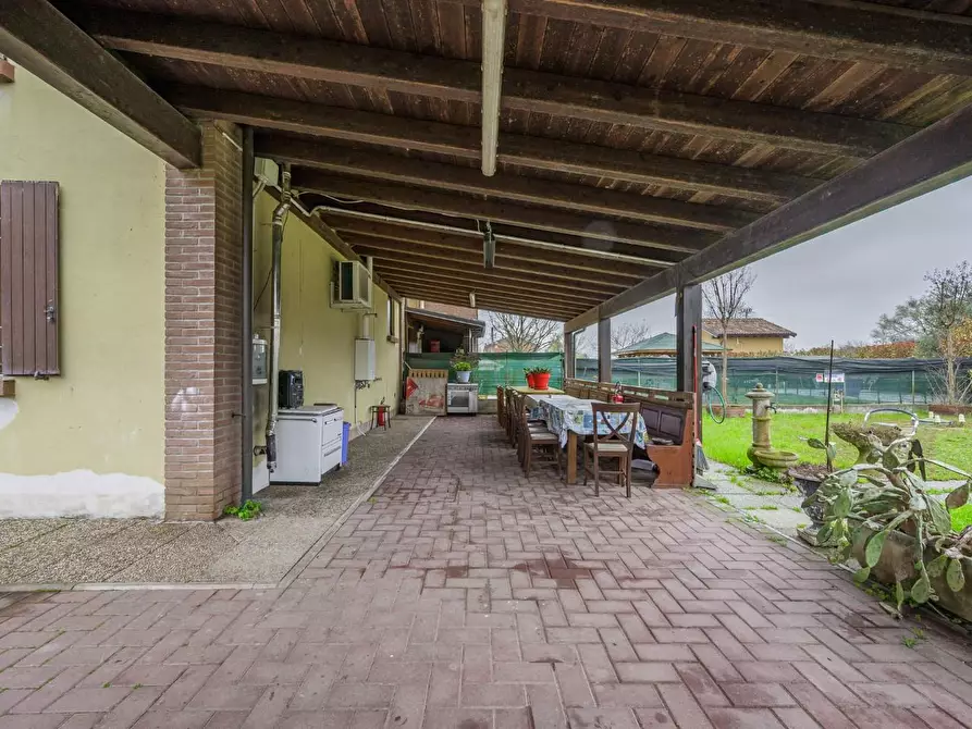 Immagine 63 di Porzione di casa in vendita  a Novellara