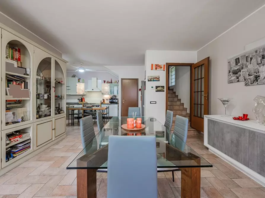 Immagine 3 di Porzione di casa in vendita  a Novellara