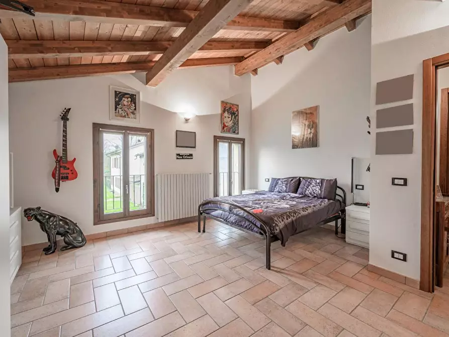 Immagine 30 di Porzione di casa in vendita  a Novellara