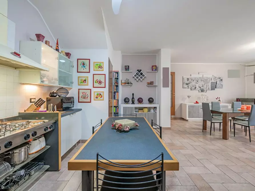 Immagine 8 di Porzione di casa in vendita  a Novellara