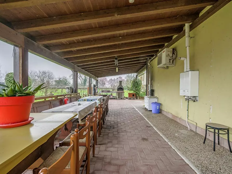 Immagine 64 di Porzione di casa in vendita  a Novellara