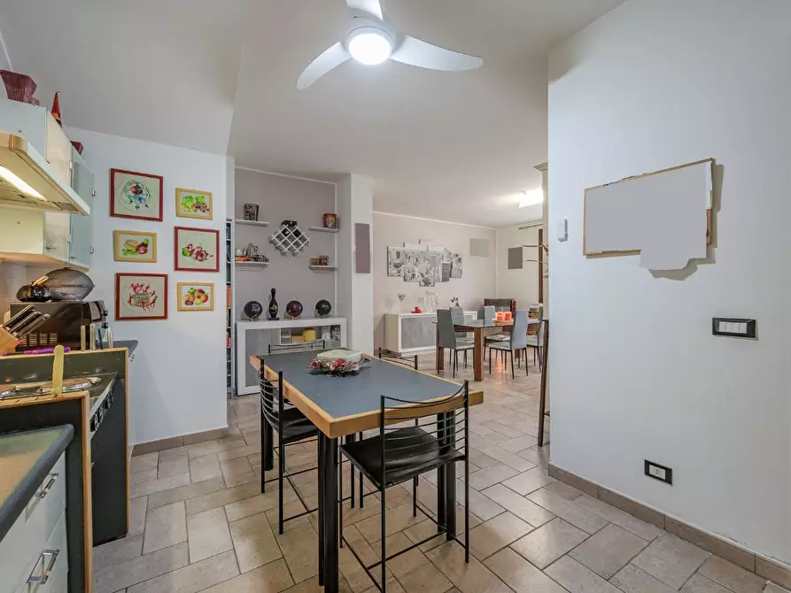 Immagine 10 di Porzione di casa in vendita  a Novellara