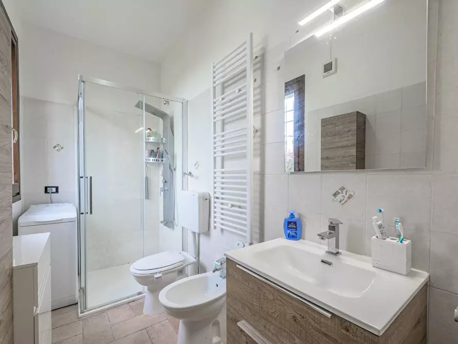 Immagine 16 di Porzione di casa in vendita  a Novellara