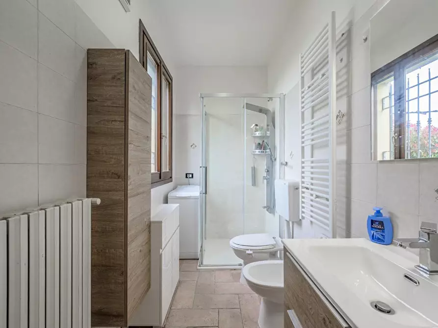 Immagine 15 di Porzione di casa in vendita  a Novellara