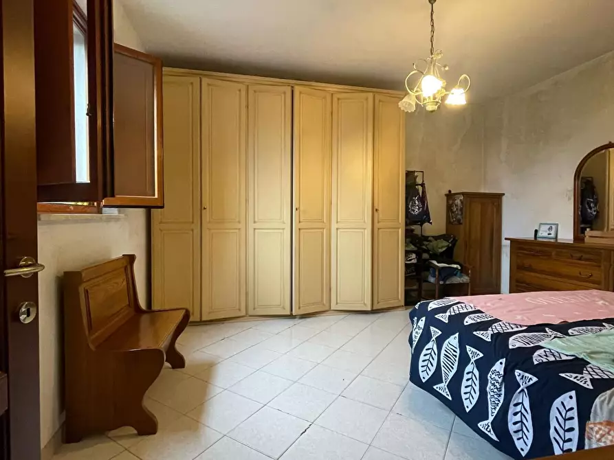 Immagine 15 di Villa in vendita  a Fucecchio