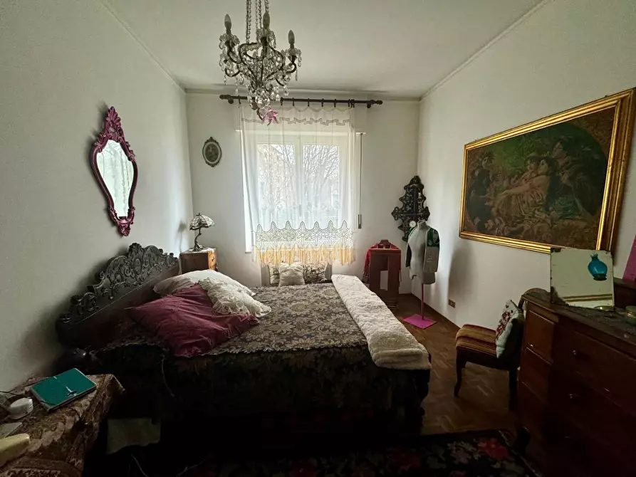 Immagine 24 di Appartamento in vendita  a Siena