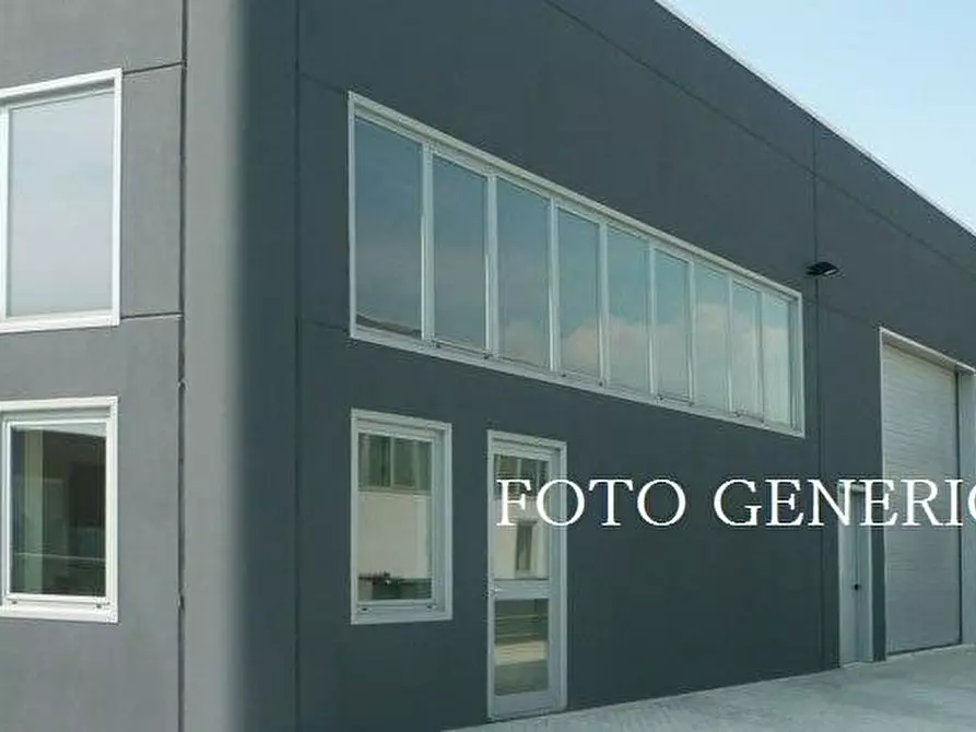 Immagine 1 di Attività artigianale in vendita  a Ponsacco