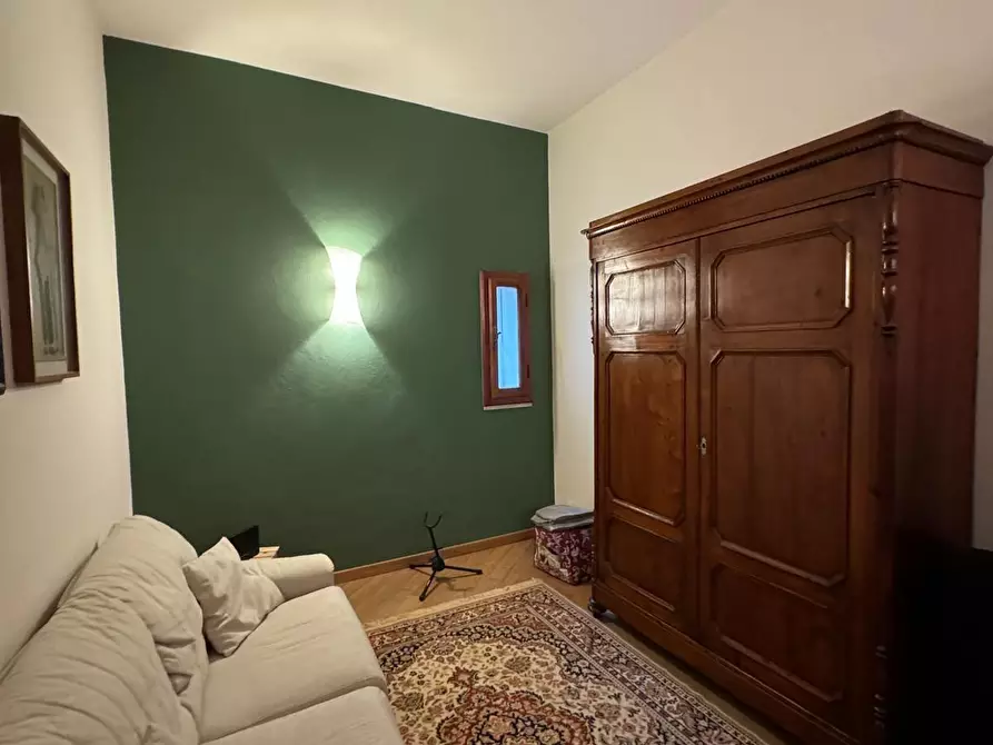 Immagine 8 di Porzione di casa in vendita  a Lucca