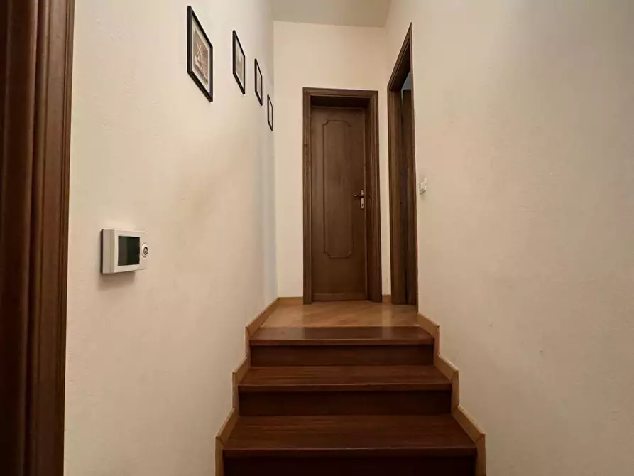 Immagine 29 di Porzione di casa in vendita  a Lucca