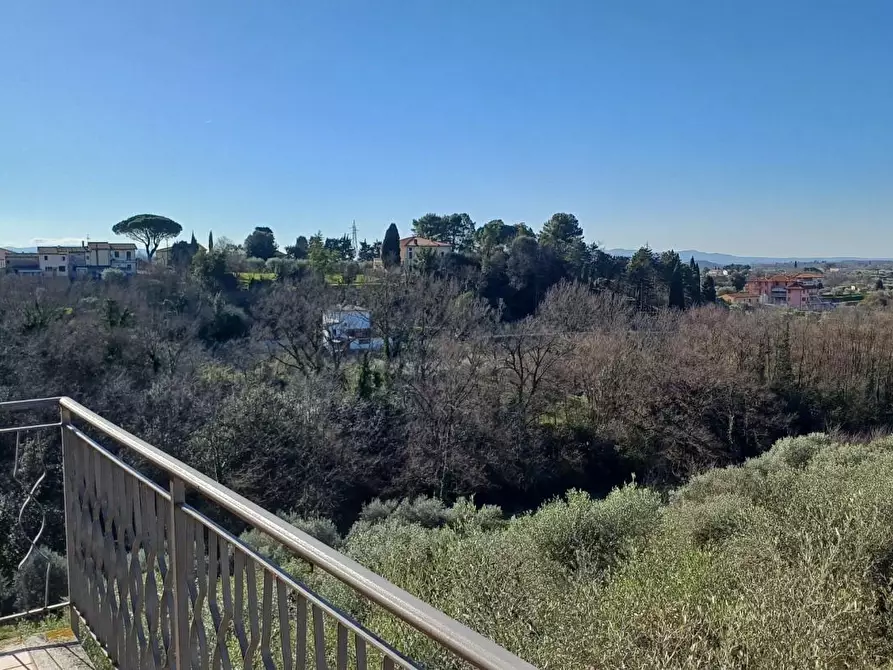 Immagine 14 di Casa indipendente in vendita  a Santa Maria A Monte