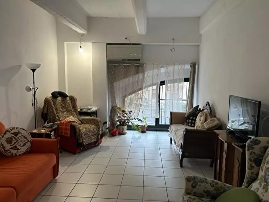 Immagine 6 di Appartamento in vendita  a Siena