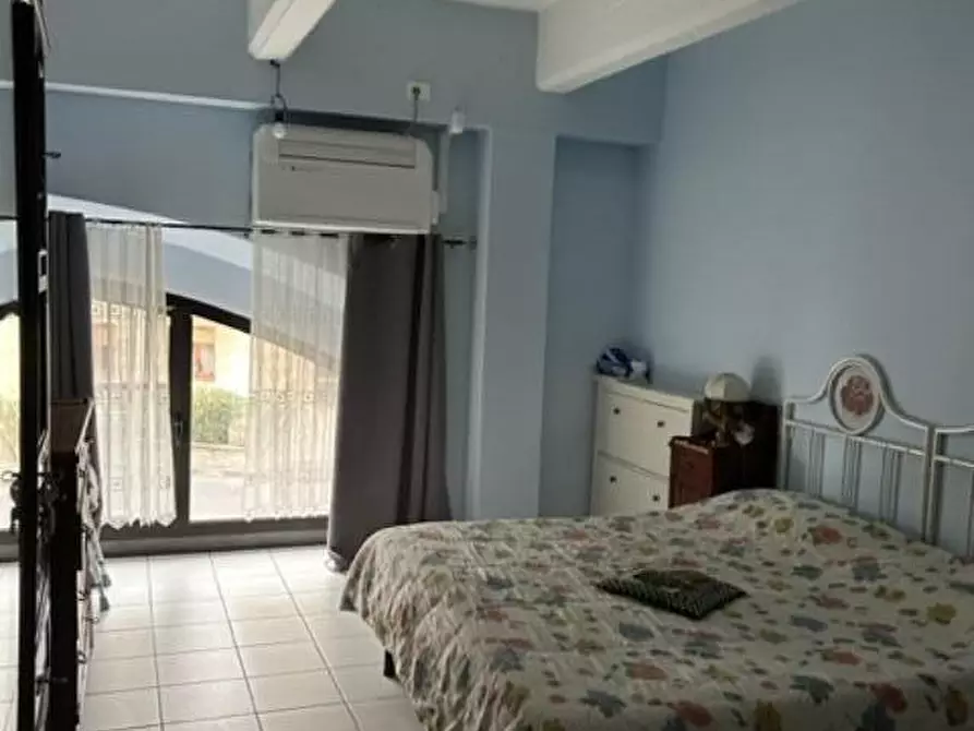 Immagine 3 di Appartamento in vendita  a Siena