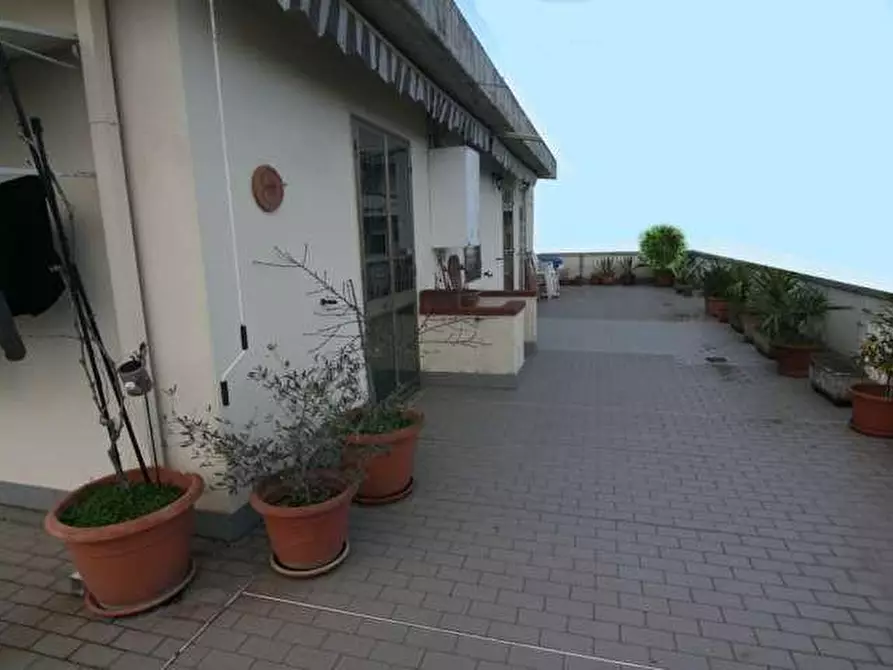 Immagine 12 di Mansarda in vendita  a Carrara