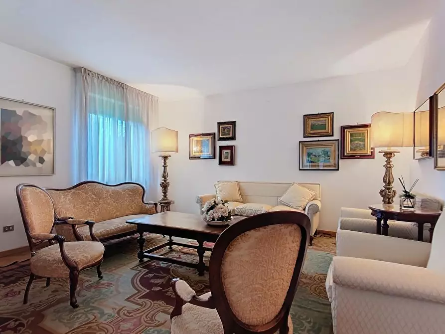 Immagine 5 di Appartamento in vendita  a Pisa