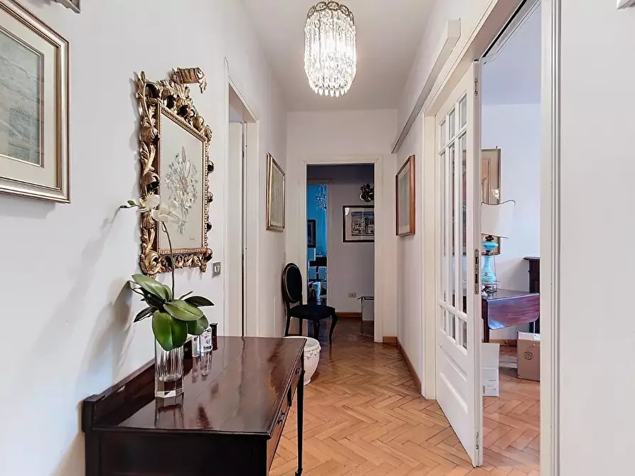 Immagine 7 di Appartamento in vendita  a Pisa