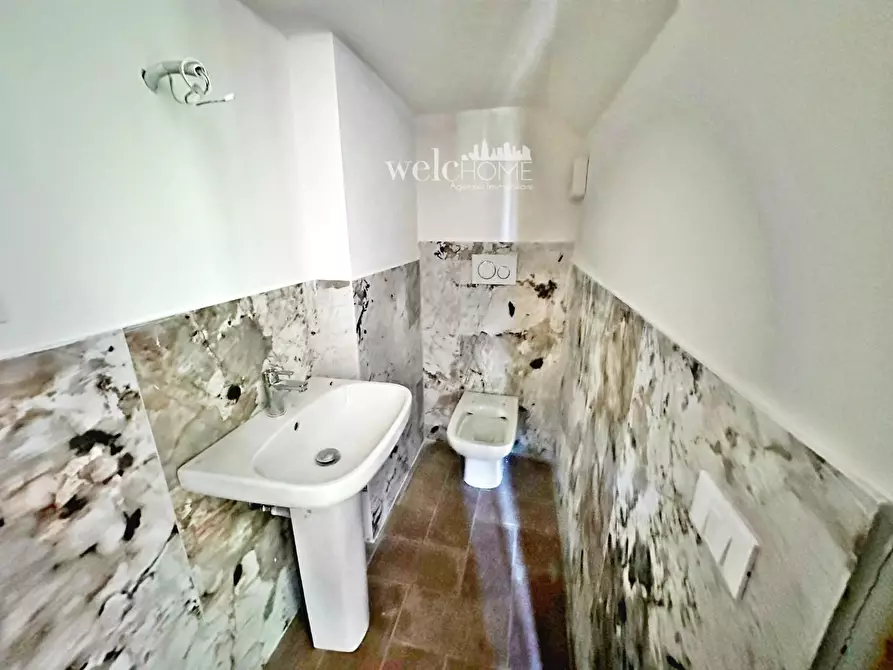 Immagine 21 di Villetta a schiera in vendita  a Campi Bisenzio