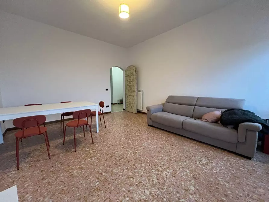 Immagine 12 di Appartamento in vendita  a Viareggio