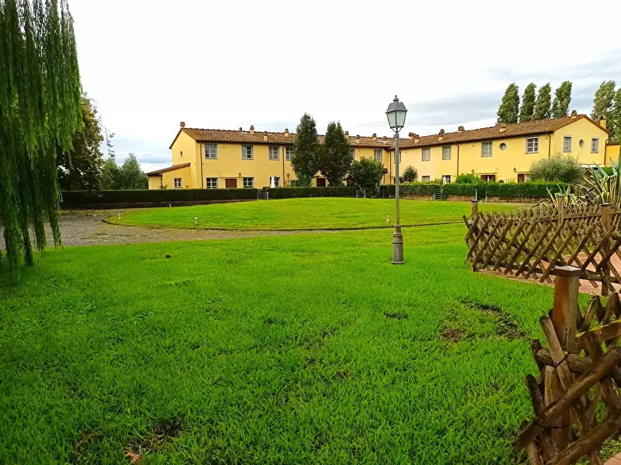 Immagine 22 di Villetta a schiera in vendita  a San Giuliano Terme