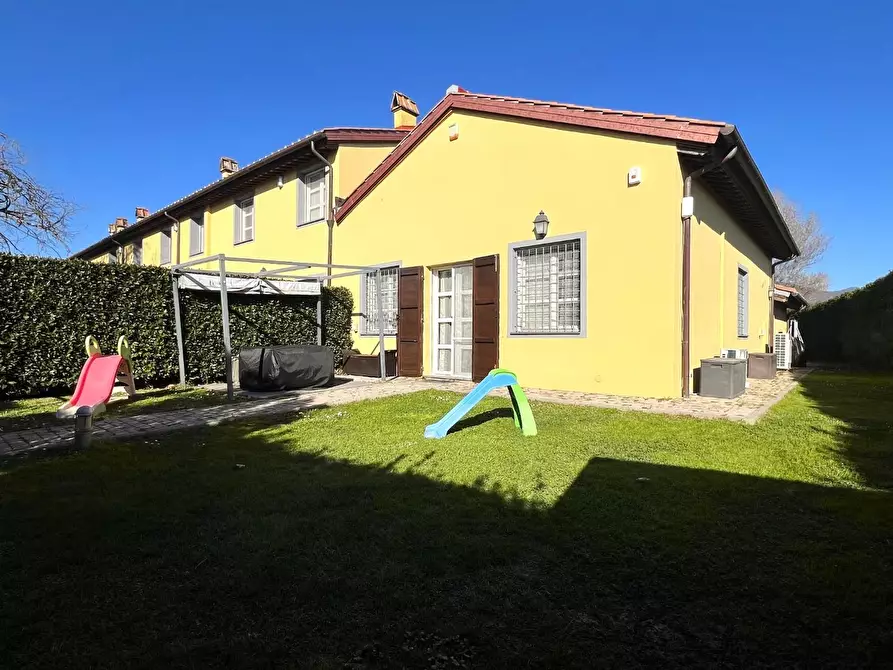 Immagine 4 di Villetta a schiera in vendita  a San Giuliano Terme