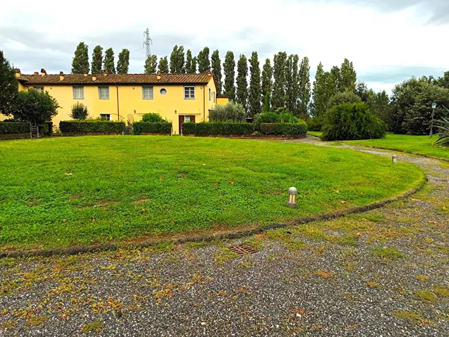 Immagine 21 di Villetta a schiera in vendita  a San Giuliano Terme