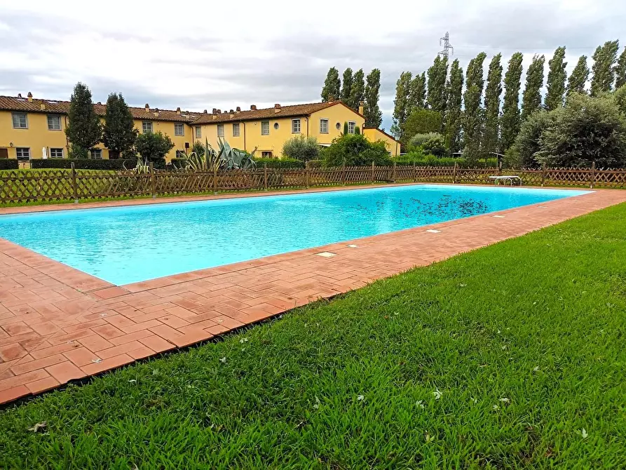 Immagine 28 di Villetta a schiera in vendita  a San Giuliano Terme