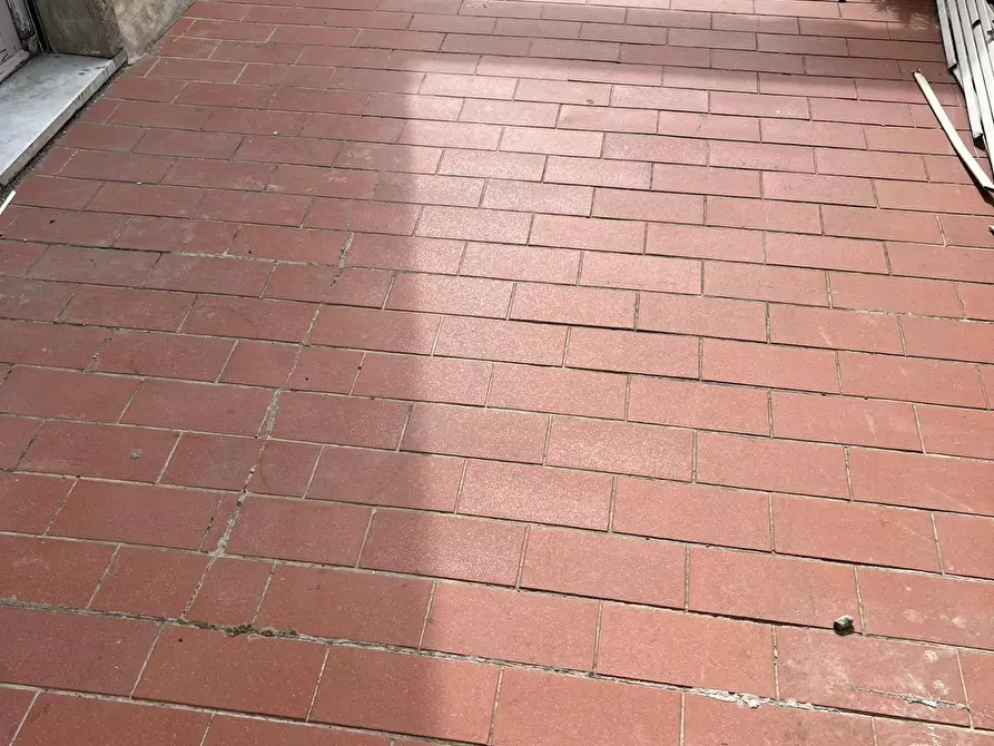 Immagine 8 di Appartamento in vendita  a Pontedera