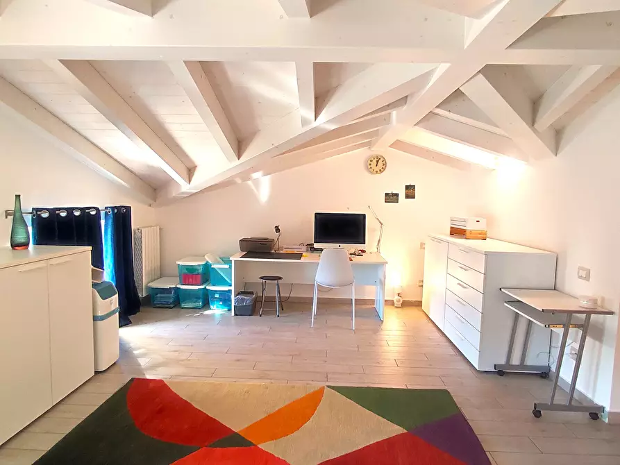 Immagine 17 di Villa in vendita  a Montignoso