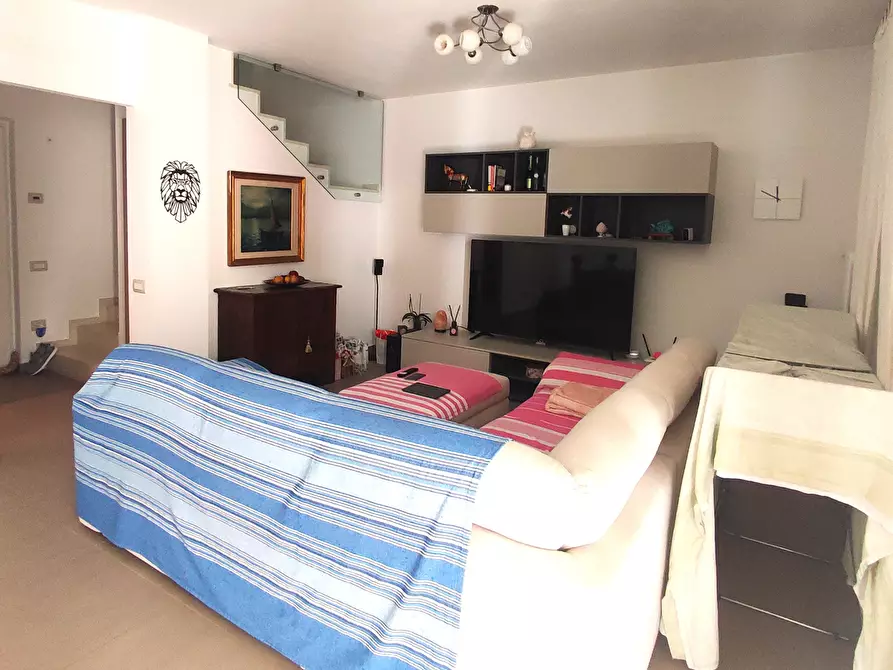 Immagine 20 di Villa in vendita  a Montignoso