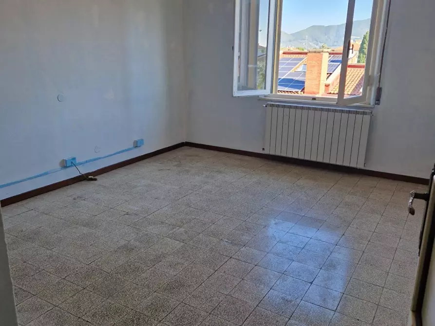 Immagine 12 di Appartamento in vendita  a San Giuliano Terme