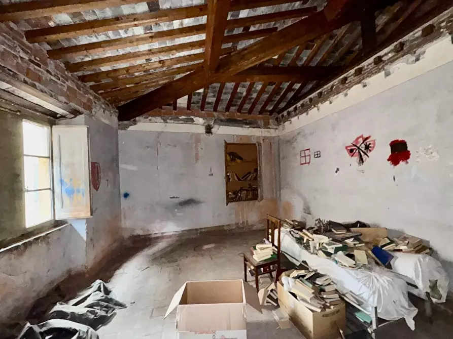 Immagine 9 di Appartamento in vendita  a Pisa