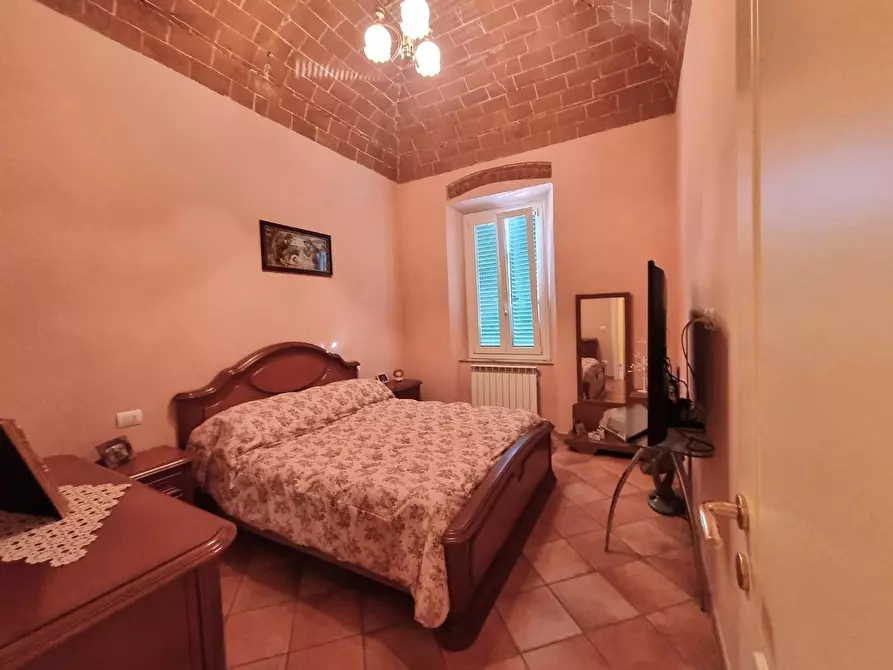 Immagine 20 di Villa in vendita  a Viareggio