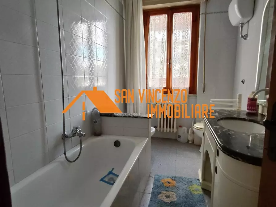 Immagine 9 di Appartamento in vendita  a Campiglia Marittima