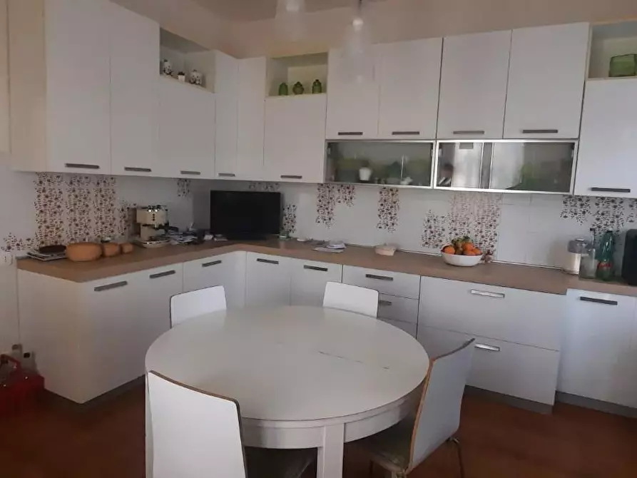 Immagine 6 di Villa in vendita  a Monteriggioni