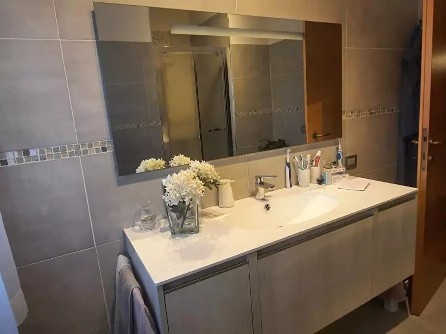 Immagine 28 di Villa in vendita  a Monteriggioni