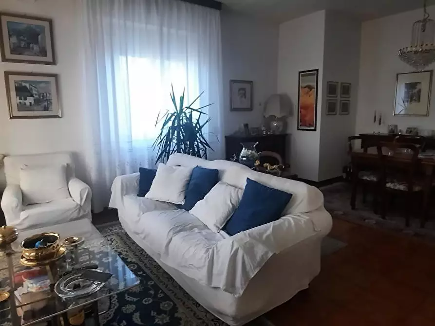 Immagine 23 di Villa in vendita  a Monteriggioni