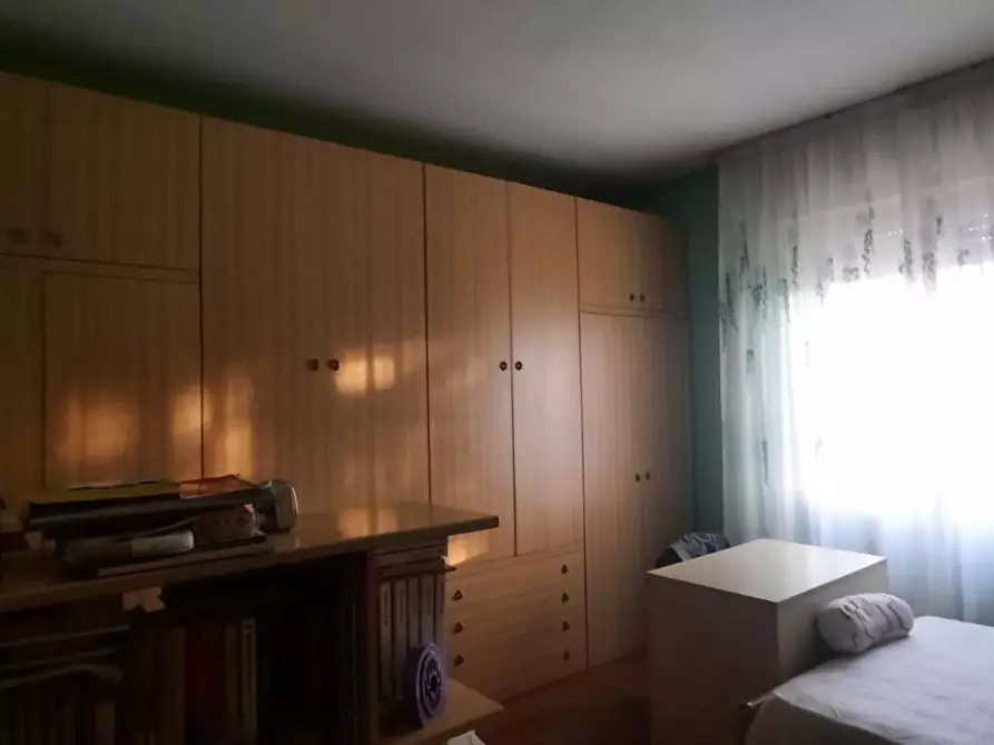 Immagine 11 di Villa in vendita  a Monteriggioni